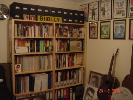 Ian Higham's Buddy Room (3)