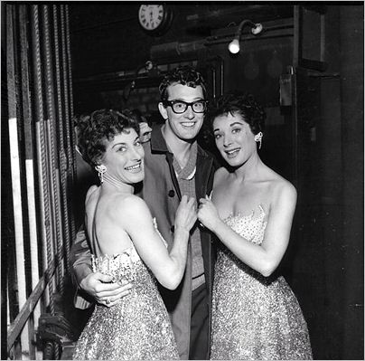 BUDDY_AND_THE_TANNER_SISTERS_LONDON_1958.jpg