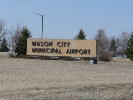 MASON CITY Municipal Airport