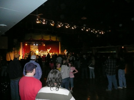 SURF BALLROOM IN ACTION - April 11, 2009