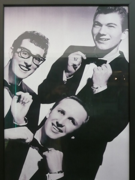 BUDDY HOLLY & THE CRICKETS