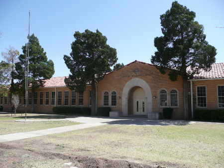 Roscoe_Wilson_School_Lubbock_TX.jpg