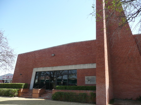 Tabernacle_Baptist_Church_Lubbock_TX.jpg