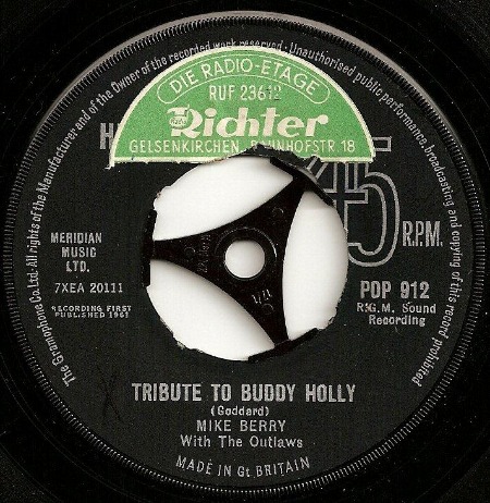 TRIBUTE_TO_BUDDY_HOLLY_Mike_Berry.jpg