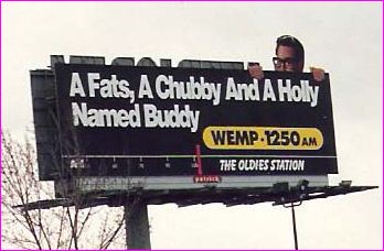 Billboard_in_Milwaukee.jpg