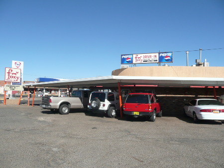 Foxy_Drive_In_Clovis_NM.jpg