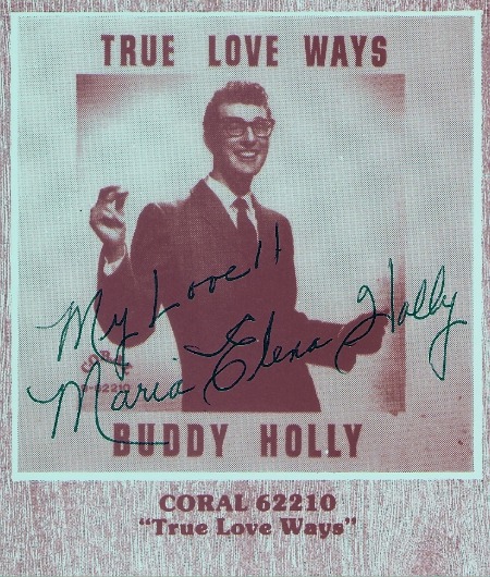 Autograph_Maria_Elena_Holly_2009.jpg