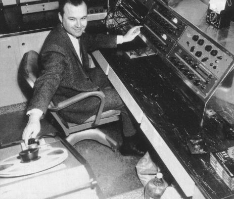 Norman_Petty_in_his_studio